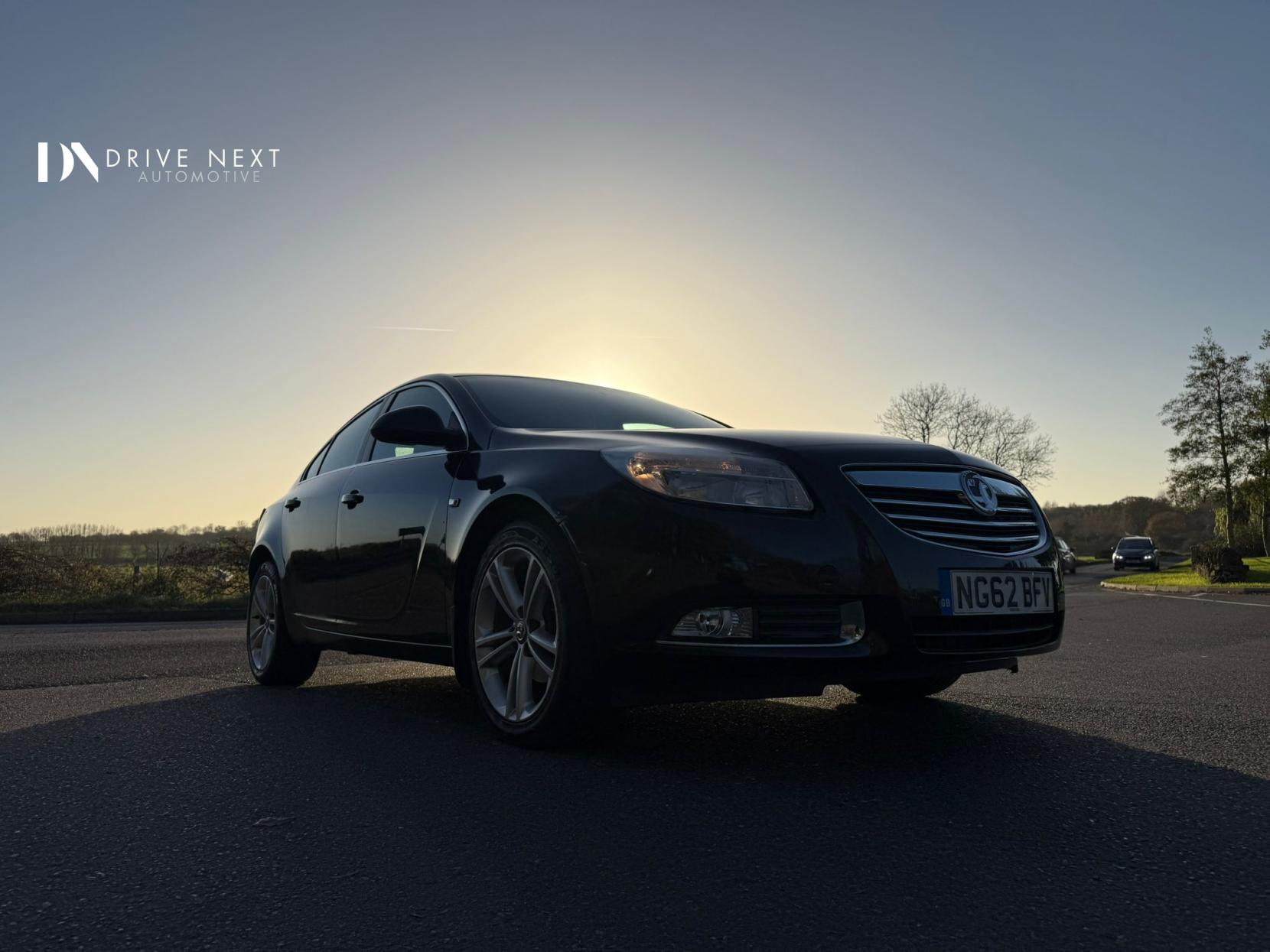 Vauxhall Insignia 2.0 CDTi ecoFLEX Exclusiv Hatchback 5dr Diesel Manual Euro 5 (s/s) (130 ps)