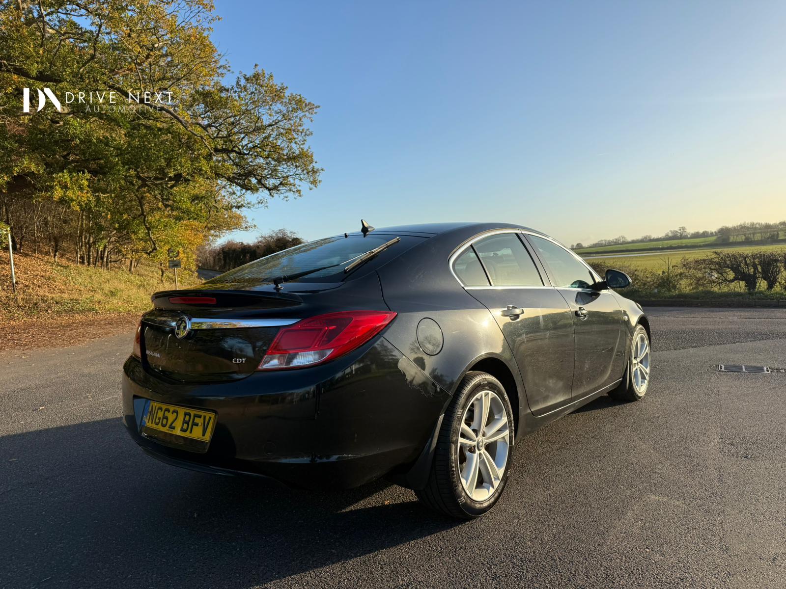 Vauxhall Insignia 2.0 CDTi ecoFLEX Exclusiv Hatchback 5dr Diesel Manual Euro 5 (s/s) (130 ps)