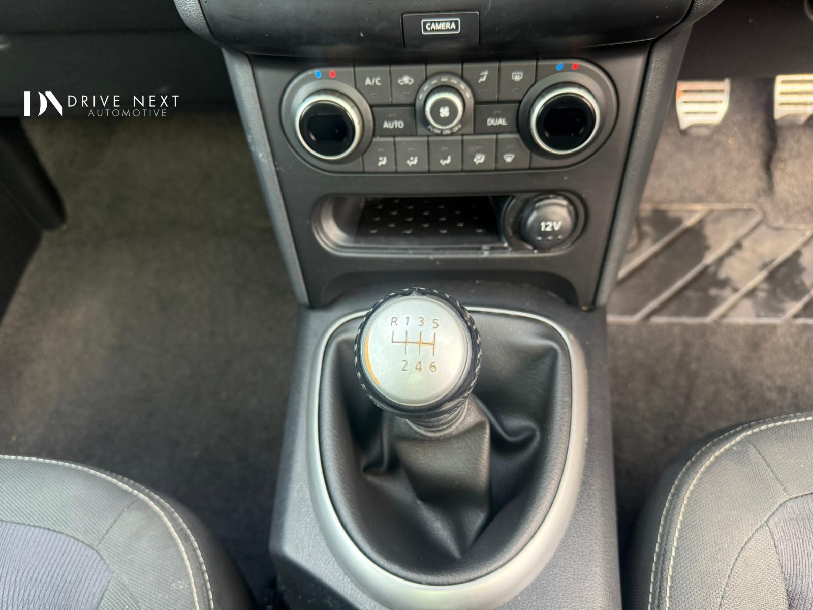 Nissan Qashqai 1.5 dCi n-tec+ SUV 5dr Diesel Manual 2WD Euro 5 (110 ps)