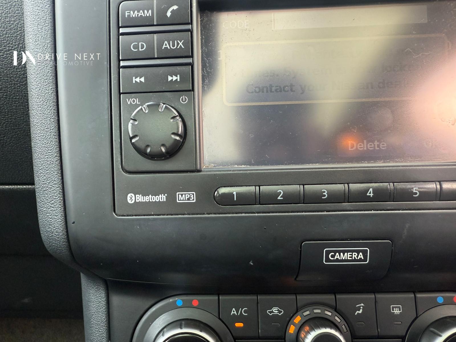 Nissan Qashqai 1.5 dCi n-tec+ SUV 5dr Diesel Manual 2WD Euro 5 (110 ps)