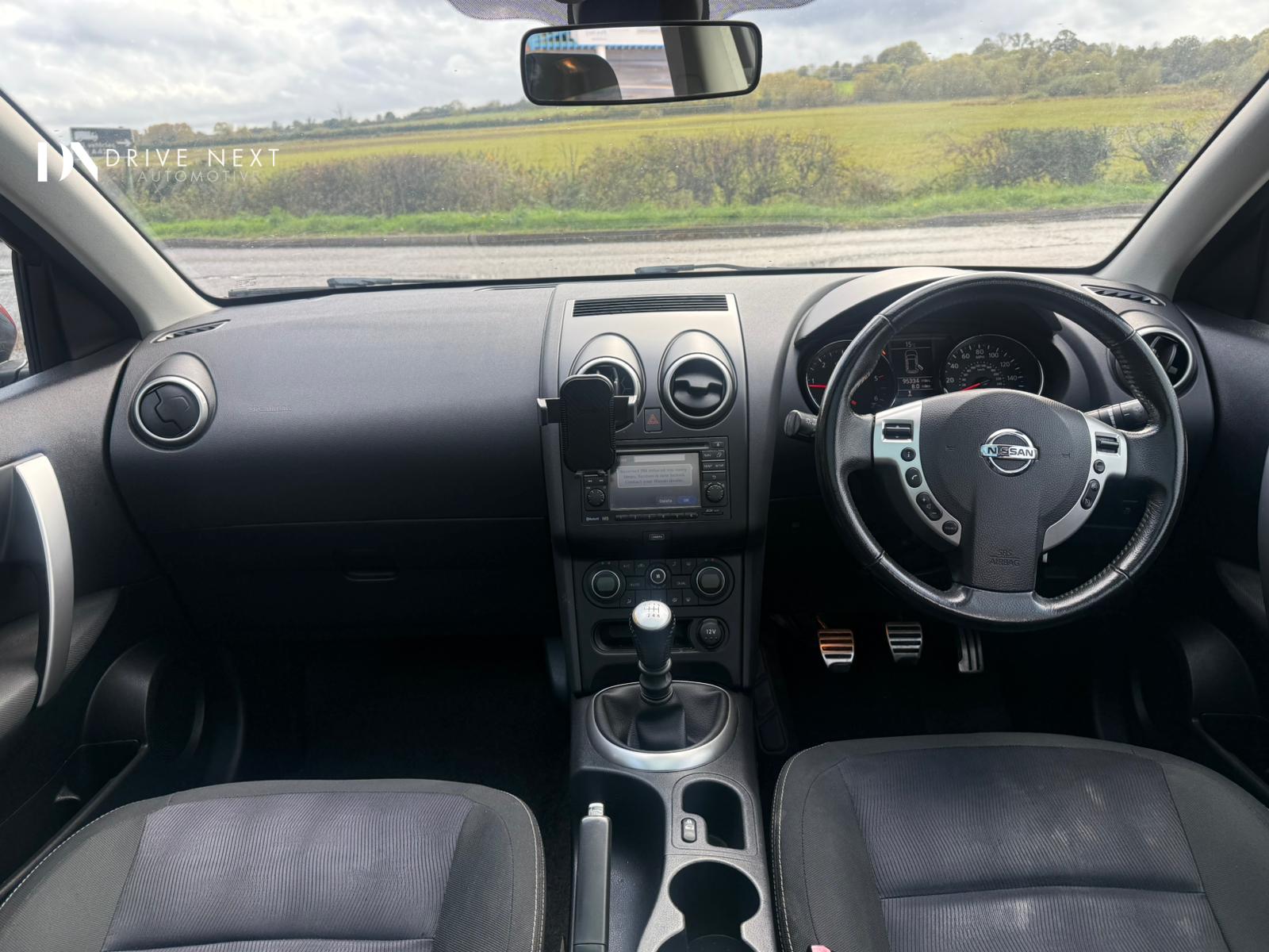 Nissan Qashqai 1.5 dCi n-tec+ SUV 5dr Diesel Manual 2WD Euro 5 (110 ps)