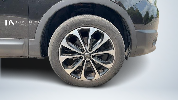 Nissan Qashqai 1.6 n-tec+ SUV 5dr Petrol Manual 2WD Euro 5 (117 ps)