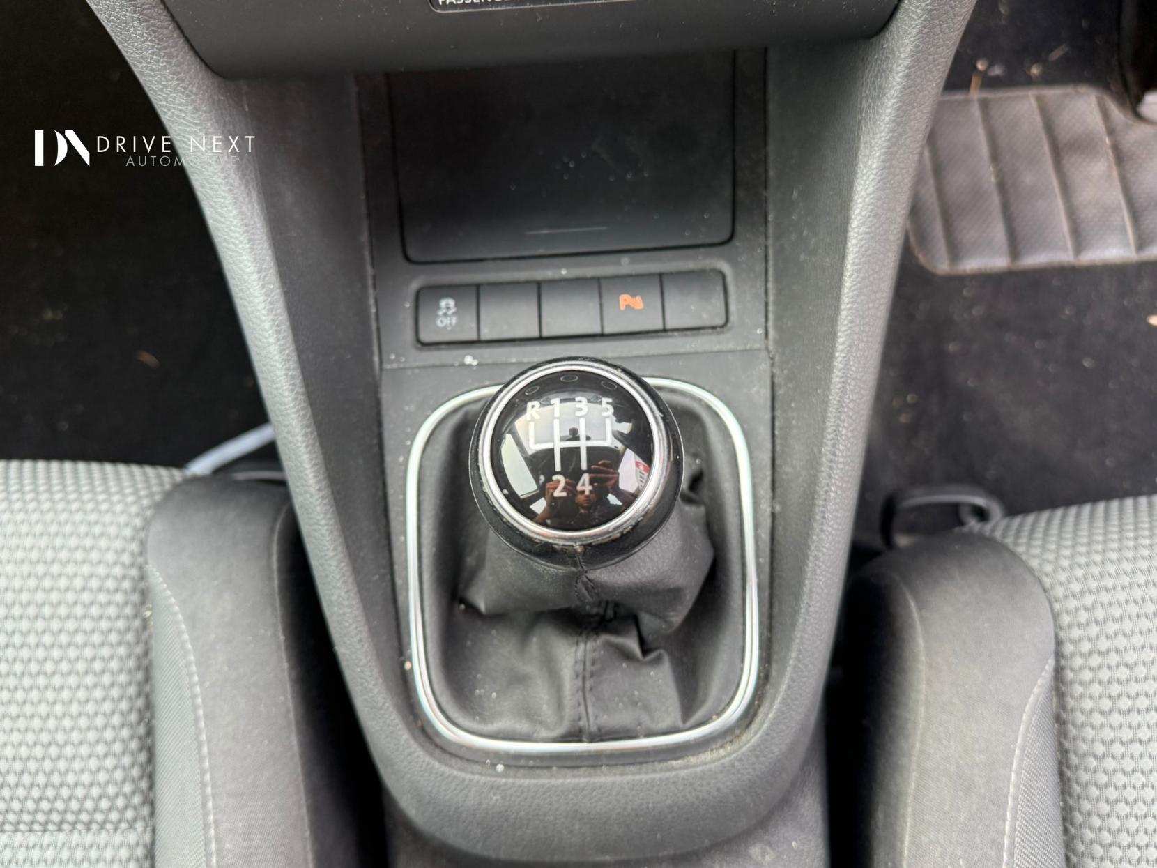 Volkswagen Golf 1.6 TDI Match Hatchback 5dr Diesel Manual Euro 5 (105 ps)