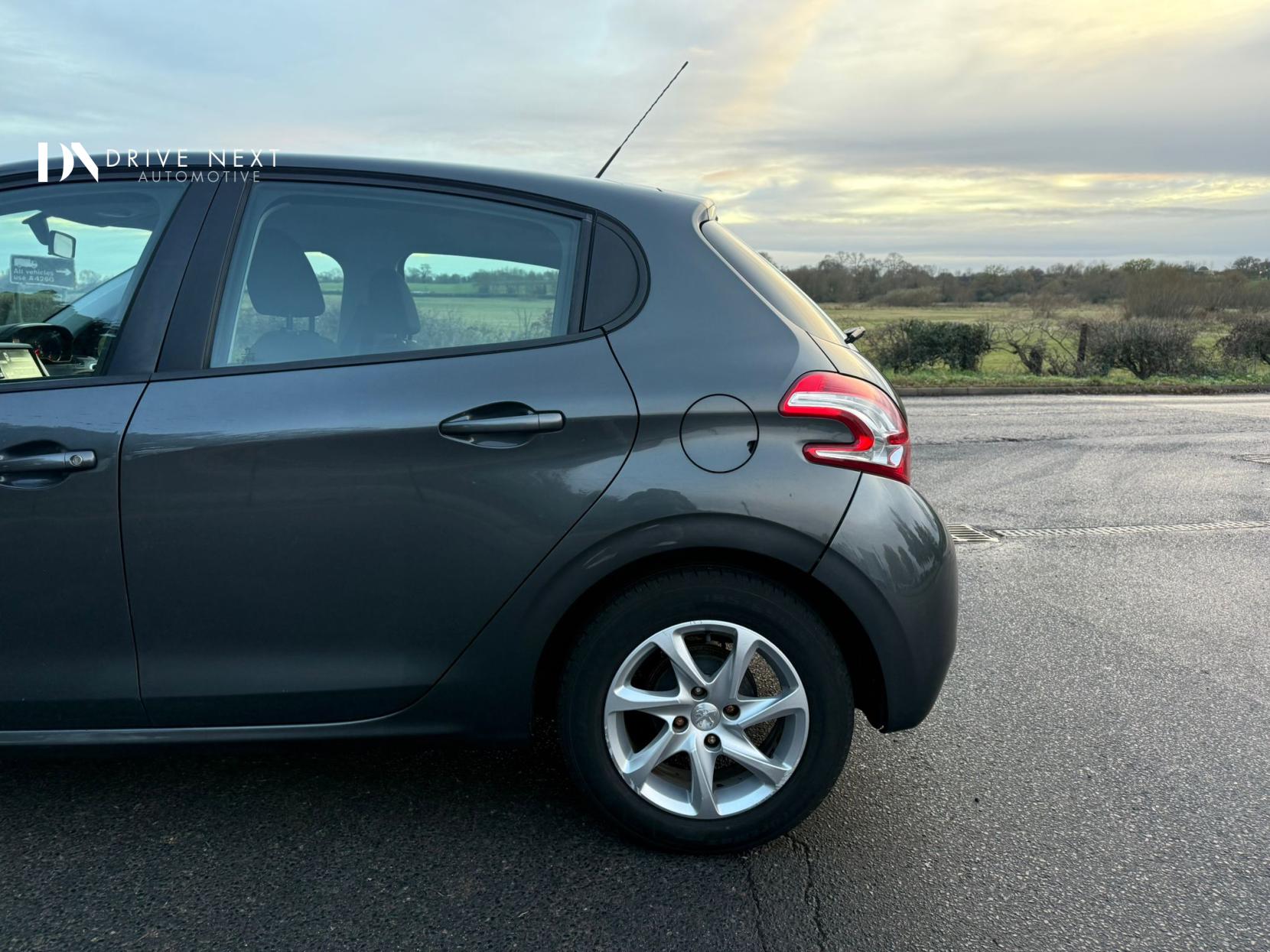 Peugeot 208 1.0 VTi Active Hatchback 5dr Petrol Manual Euro 5 (68 ps)