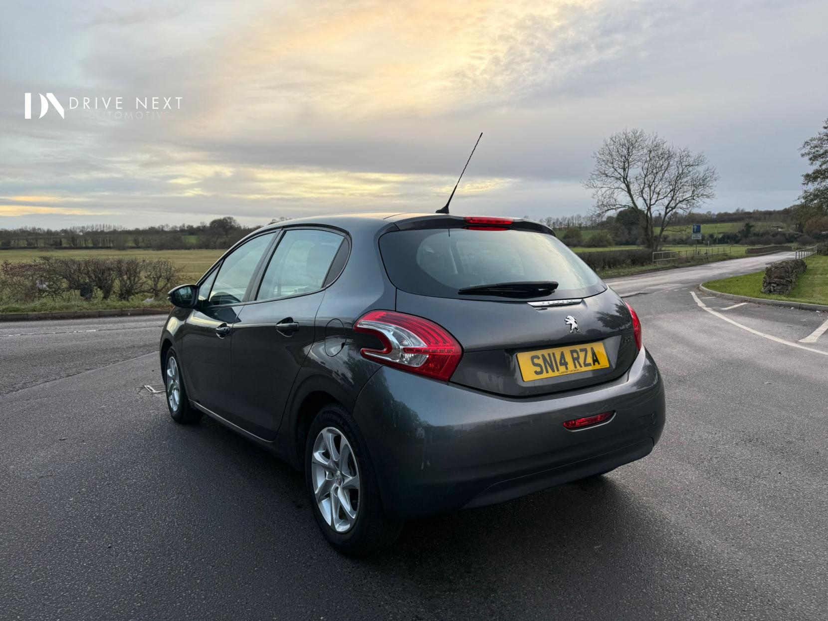 Peugeot 208 1.0 VTi Active Hatchback 5dr Petrol Manual Euro 5 (68 ps)