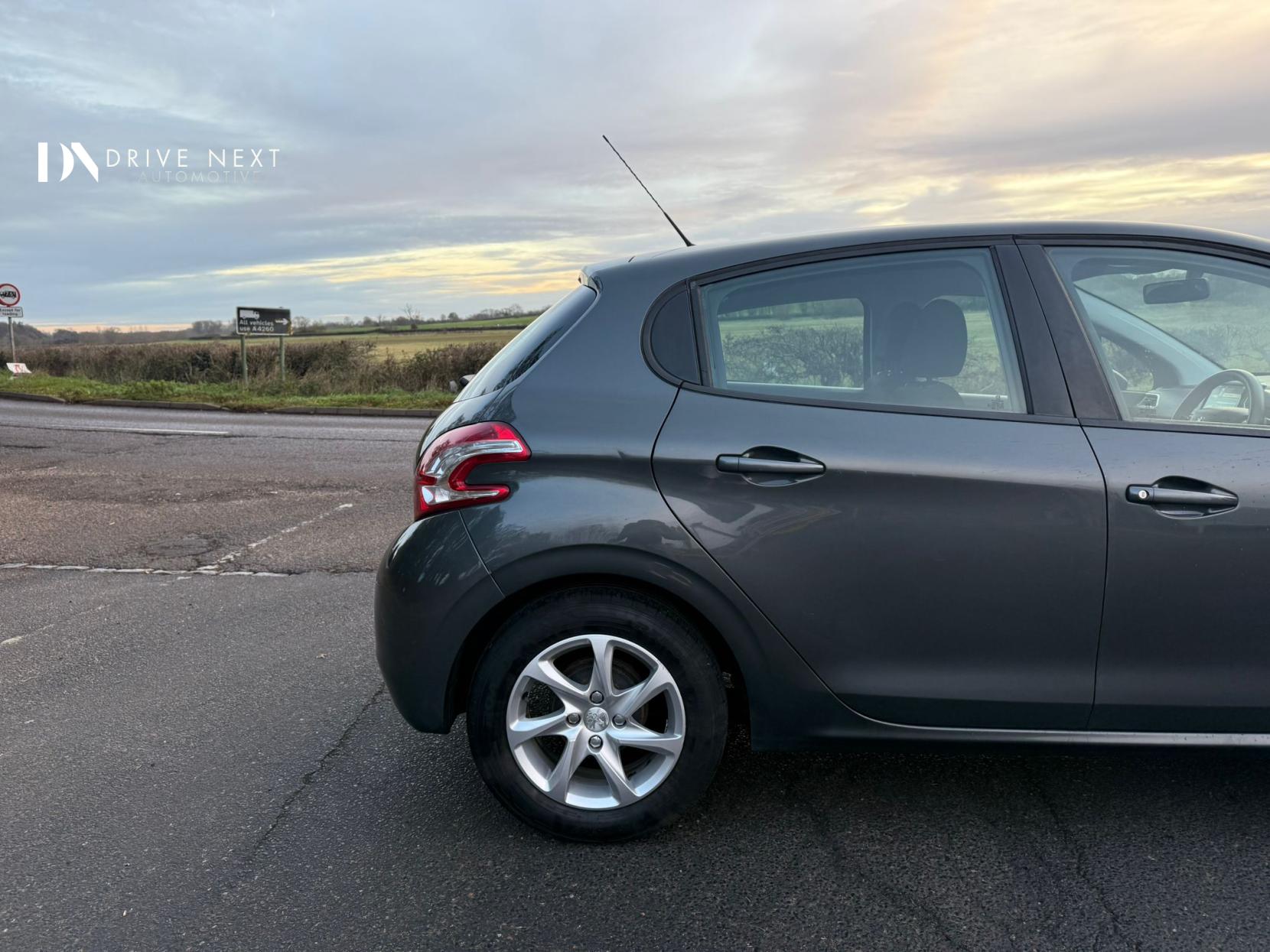 Peugeot 208 1.0 VTi Active Hatchback 5dr Petrol Manual Euro 5 (68 ps)