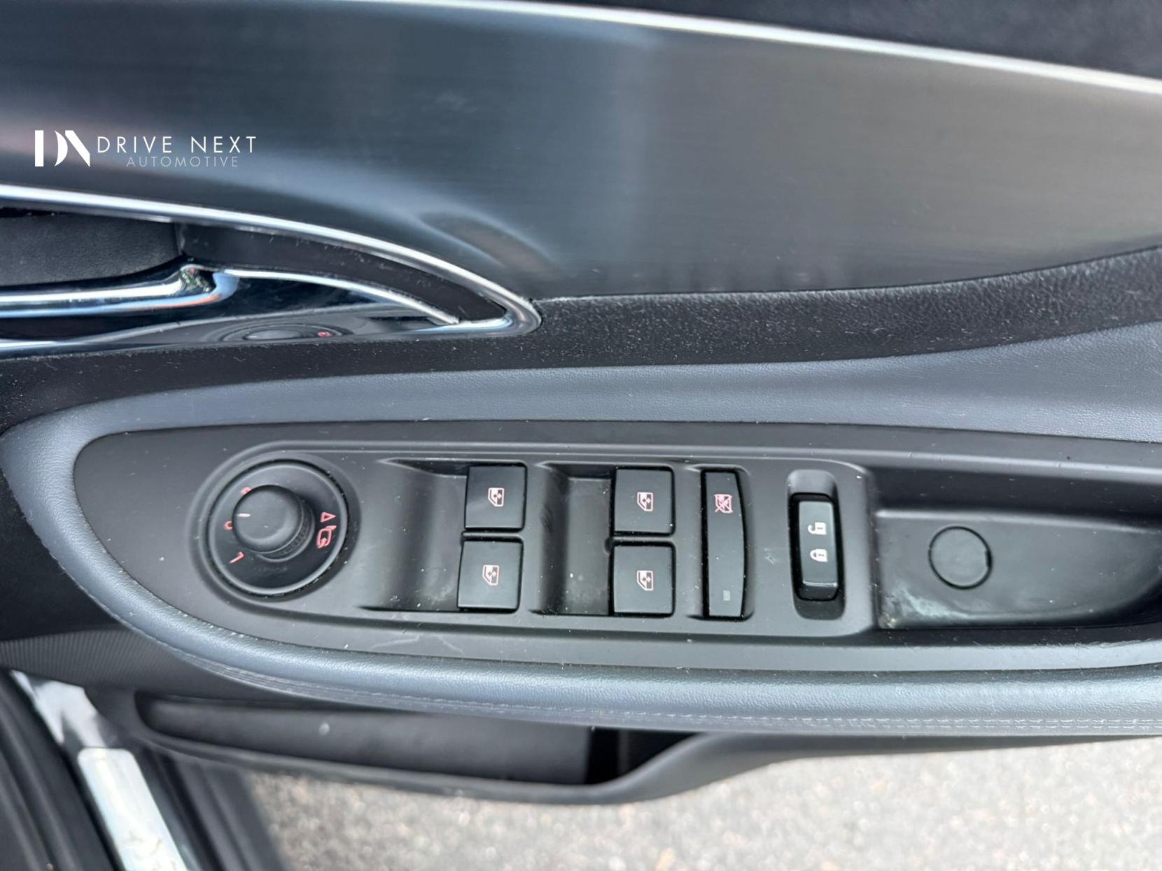 Vauxhall Mokka 1.4T SE SUV 5dr Petrol Manual 4WD Euro 5 (s/s) (140 ps)