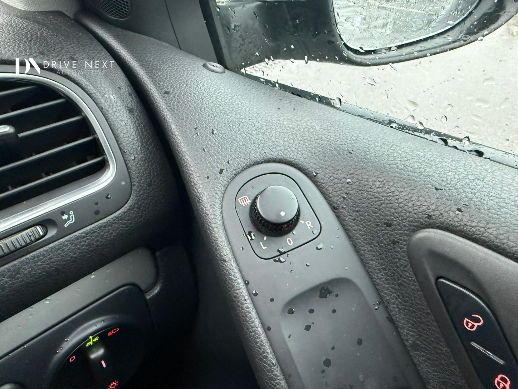 Volkswagen Golf 1.4 S Hatchback 5dr Petrol Manual Euro 5 (80 ps)